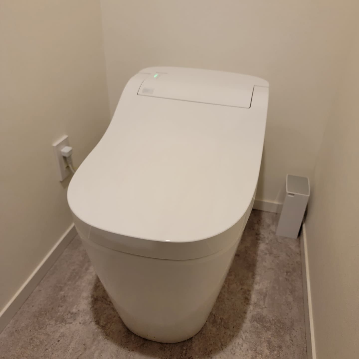ベックスデザインです

住宅トイレの販売・設置をさせて頂きました。
ベックスデザインでは、
トイレ、キッチンなどの
住宅設備の販売・設置にも対応致します

#群馬県店舗デザイン　 #群馬県業務用エアコン　 　　